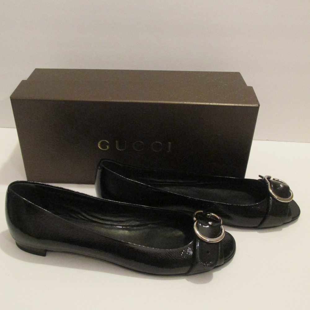 NEW Gucci Black Patent Flats - Picture 4 of 9